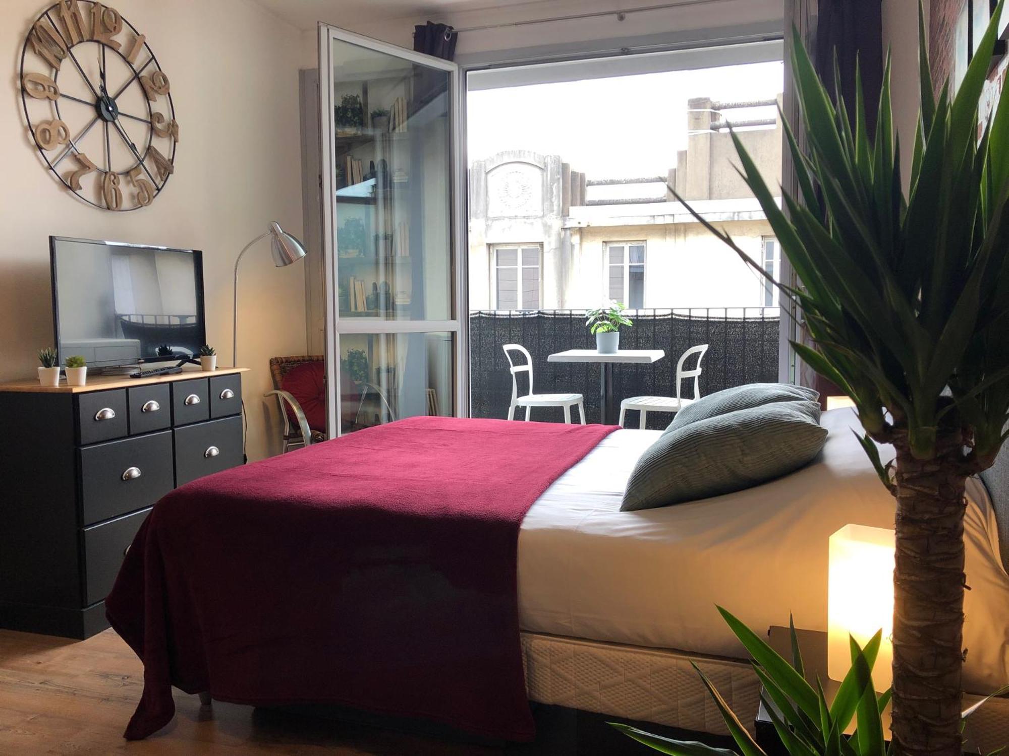Studio Avec Balcon & Parking Gratuit - Tours Gare Exterior foto